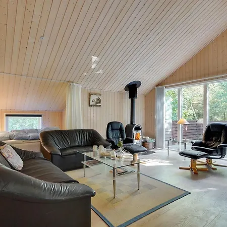 Сasa de vacaciones Jussi - 3-5km From The Sea By Interhome *